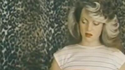 Becky Savage, Busty Belle, Candy Samples in classic porn site