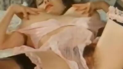 Becky Savage, Busty Belle, Candy Samples in classic porn video