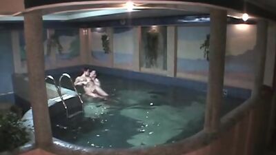 Hot blowjobs in the swimming pool shot on cam!