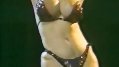 Becky Savage, Busty Belle, Candy Samples in vintage sex site