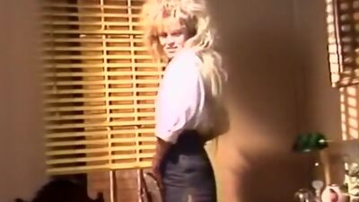 Aja, Dana Lynn, Kathleen Gentry in classic sex clip