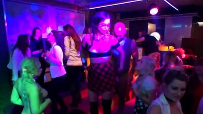 DRUNKSEXORGY - Dancing cuties fucking in public