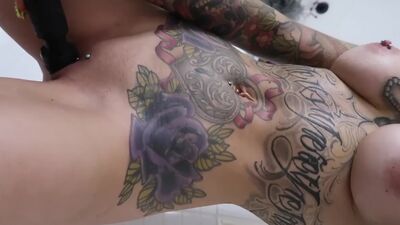 Tattooed redhead peaches steamy shower cum