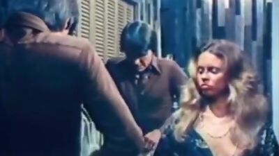 Amber Hunt, Maryanne Fisher, Mitzi Fraser in vintage xxx clip