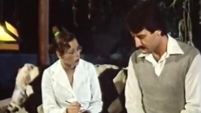 Annette Haven, Lisa De Leeuw, Paul Thomas in vintage xxx clip