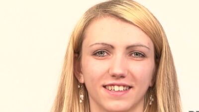 Super Skinny Blonde Takes a Big Cock in her Deep Penetration with Cumshot