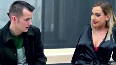 Bigtit milf Siya Jey is so horny she gets her appointments mixed up and pounces on the student shes supposed to tutor