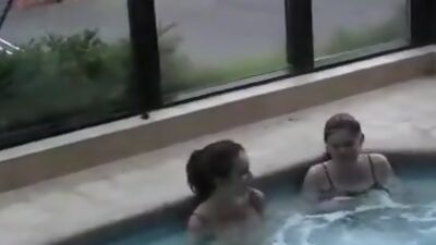 LOSTBETSGAMES - No Sound: Elizabeth Julie and Lily plays Strip Mogadishu