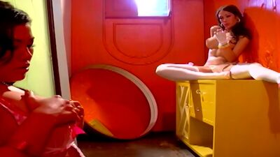 London and Capri Play With Candy