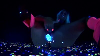 Samantha gets off in this super hot black light solo