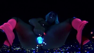 Samantha gets off in this super hot black light solo