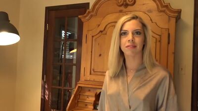 Eating & fucking stepsis pussy