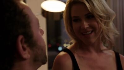 NAUGHTY AMERICA - Tonights Girlfriend Kit Mercer provides a GFE