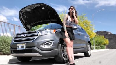 Naughty America Ryan Keely gives her employee a big Raise in his pants (Ivy LeBelle)