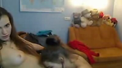 Lesbians Kissing on Webcam