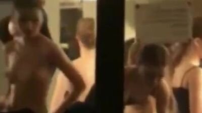 Spying Girls - Nude Ballet Backstage Spy Cam