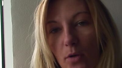 Busty Vanessa shows her body during her cigarette pause2