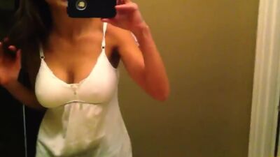 Bigtits latina Yessie in the bathroom