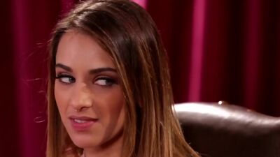 MOMMYS GIRLS - Stepmom les face ridden