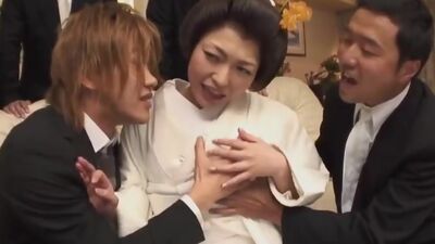 Yui Ayana gets fucked hard by many horny guys