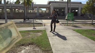 Big Butt White Chick Ride The Bus