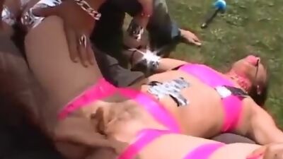 Samantha Roxx gets some DP!