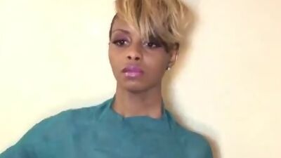 Sexy Kadi is on Set!