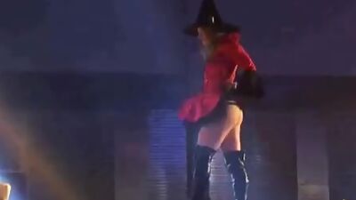 Spicy witch in erotic performance