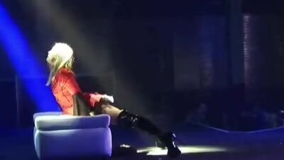 Spicy witch in erotic performance