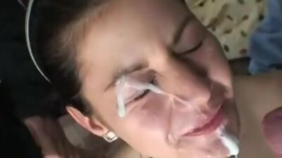 Waitress loves eating cum