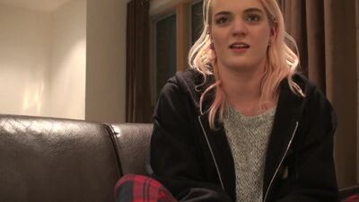 Carly Rae: Fake Casting for Student Squirter.