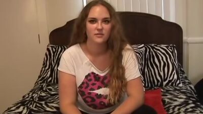 Nice girl Bunny Lain sucks a mean dick