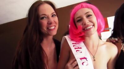 MOFOS - Alana Rains loves group orgy ending with facials (Cadence Lux, Aurielee Summers)