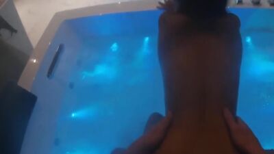 Teen girlfriend has this amazing ass which she likes to spank herself