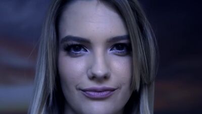 Teen put her busty stepmom under sex spell and is facesitted