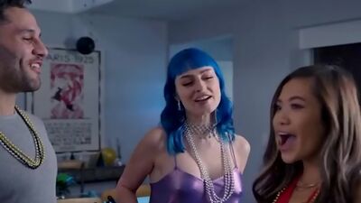 Jewelz Blu encourages her friend Vina Sky to fuck her step cousin so that Jewelz can join in for a hot NYE threesome