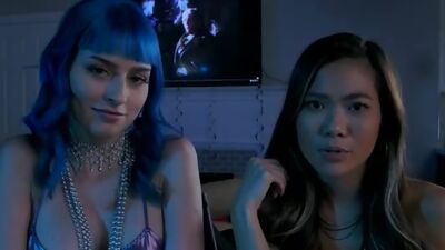 Jewelz Blu encourages her friend Vina Sky to fuck her step cousin so that Jewelz can join in for a hot NYE threesome