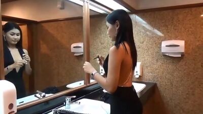 Cheating on his wife with a Thai amateur hooker beauty