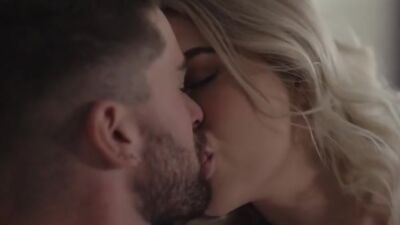 Slut trans babe lets the boyfriend of her stepsis fuck her ass