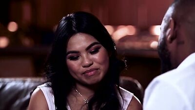 Husbands counselor cannot resist Cindy Starfalls charms