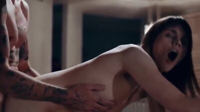 Slut shemale gets her ass fucked by stepbro in the kitchen