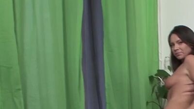 Teen shoves an enormous sex toy in her ass