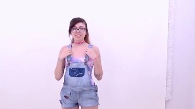 Skinny teen has orgasm with tensed body at audition2