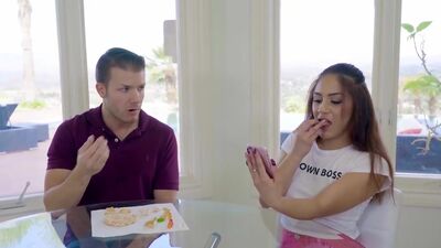 Social Media Addict Gets Analized