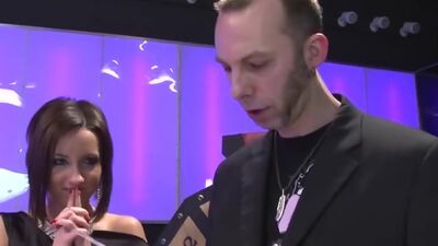 A swinger’s kind of show