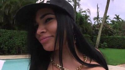 Big booty Latina gets some anal