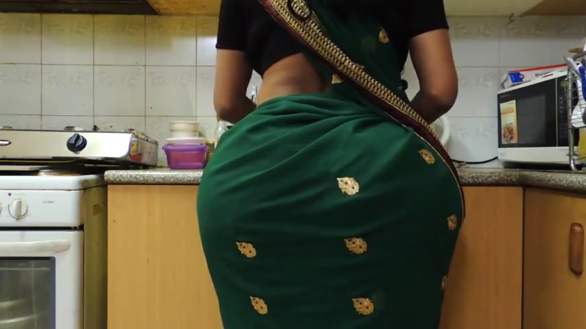 Its.PORN - spying on friends indian mum big ass