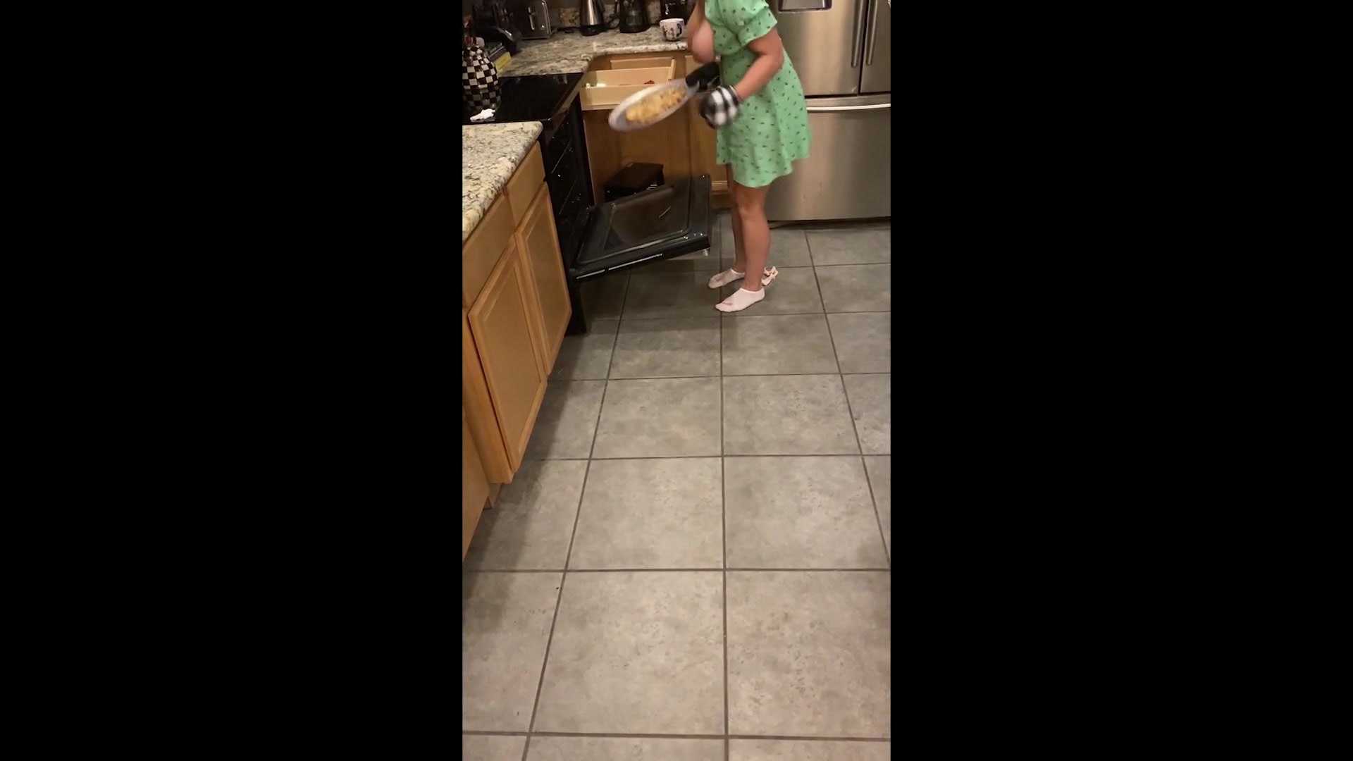 Fucking Chloe on the kitchen table