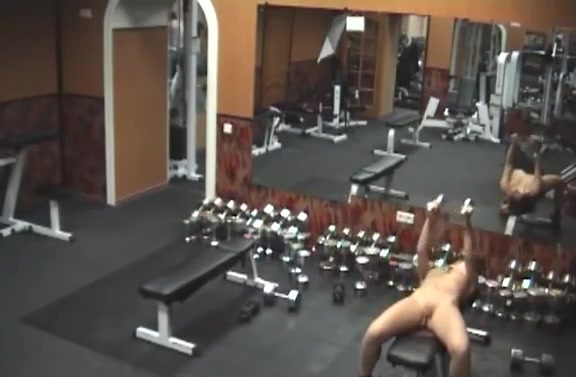 Naked On Security Cam - Its.PORN - Stripping gal caught by security cam in the gym!